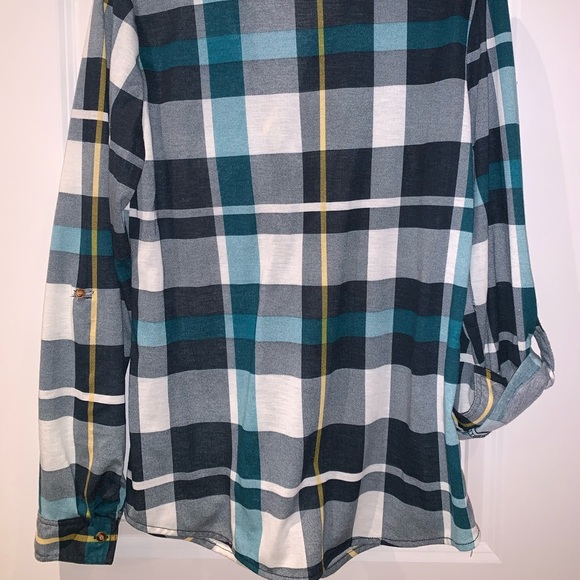 Long Plaid Button-up Shirt - Picture 3 of 8